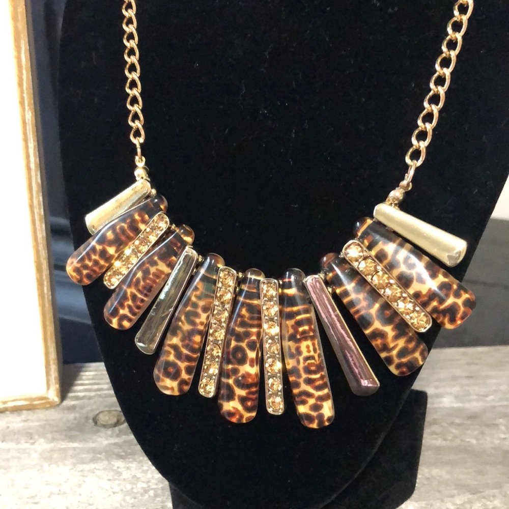Ballet $60 Polished Gold Tone Animal Print Necklace! NWT